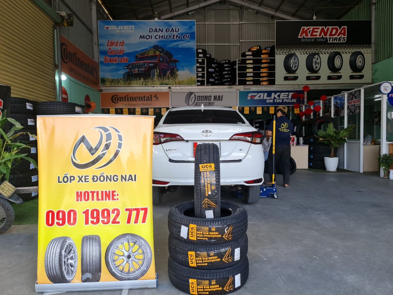 TƯ VẤN : Thay lốp xe Toyota Vios chính hãng ở Quận 9.