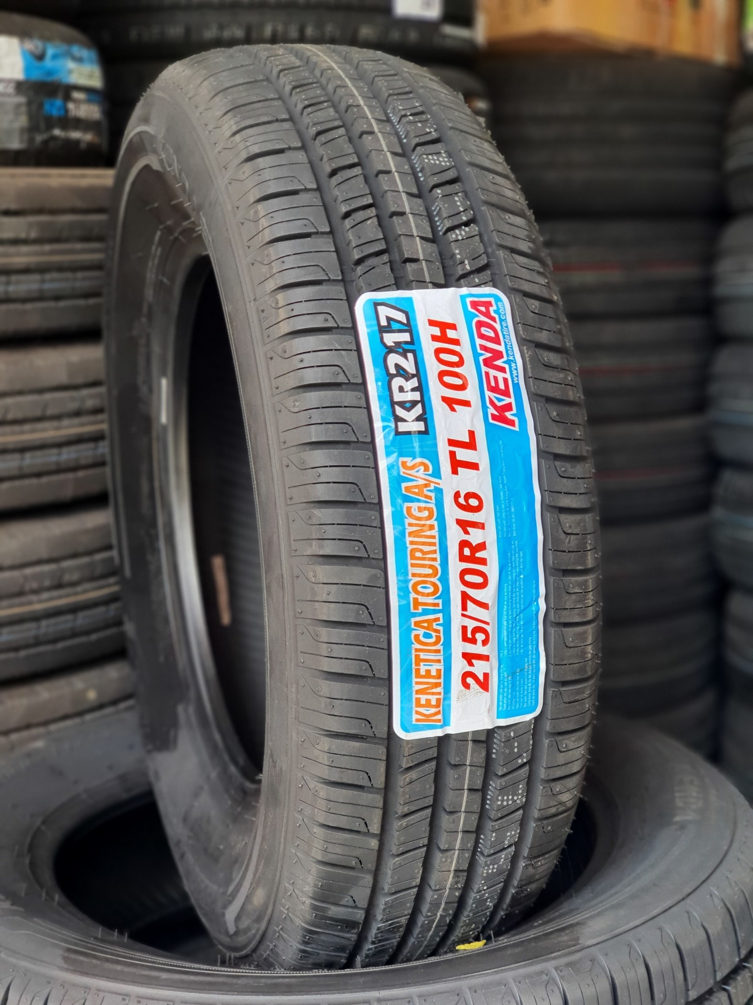 Review : Hyundai Starex thay lốp 215/70R16 Kenda Touring KR217