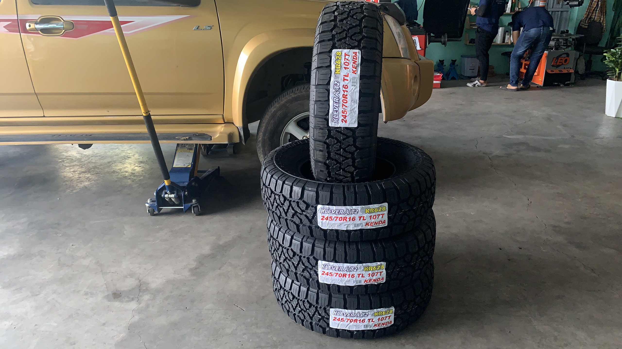 Review : Độ lốp địa hình 245/70R16 Kenda KR628 (Gai AT) cho bán tải Isuzu Dmax