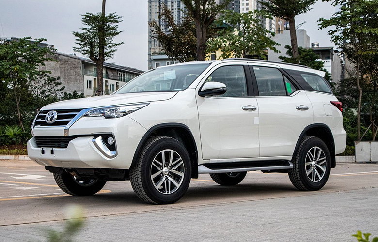 ĐỊA CHỈ THAY LỐP XE FORTUNER GIÁ TỐT TẠI TP. HỒ CHÍ MINH