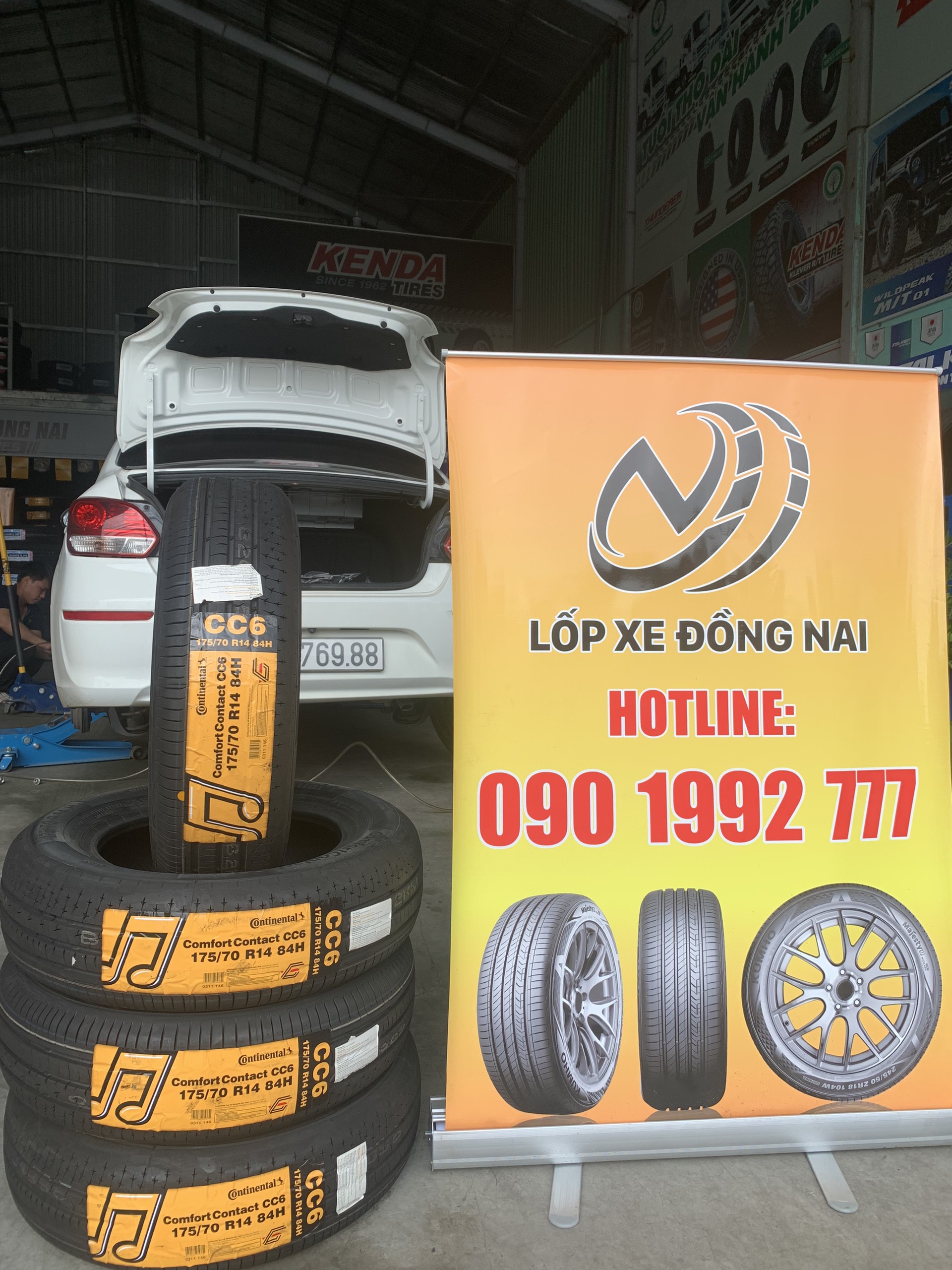 Review : Kia Soluto thay lốp 175/70R14 Continental CC6