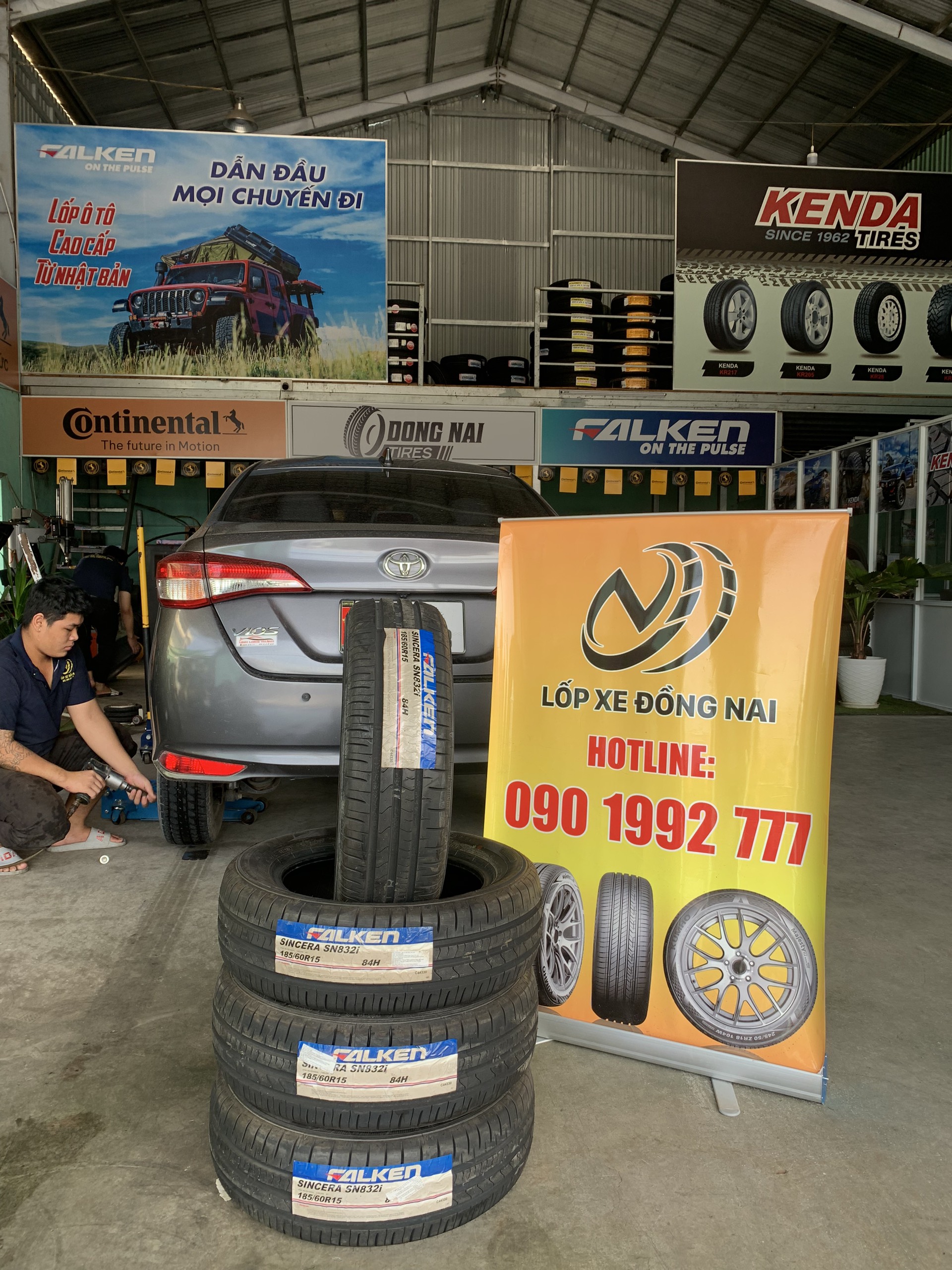 Review : Toyota Vios thay lốp 185/60R15 Falken SN832i Nhật Bản