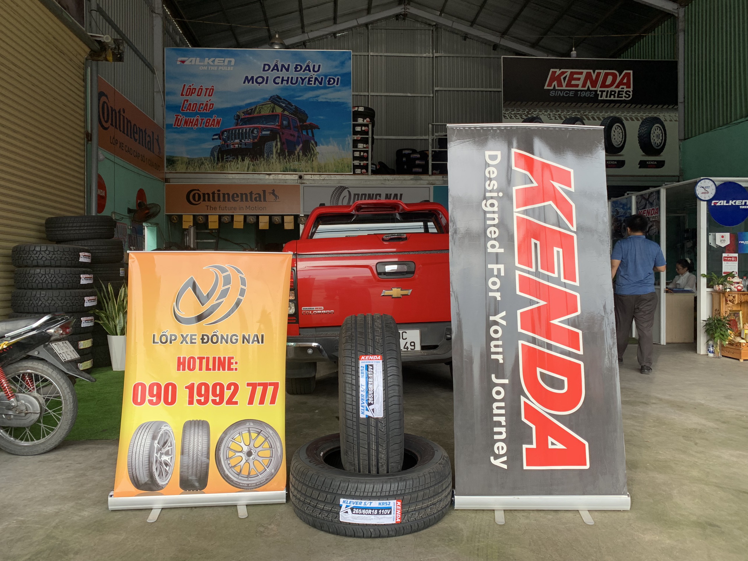 Review : Chevrolet Colorado thay lốp 265/60R18 Kenda Klever S/T KR52