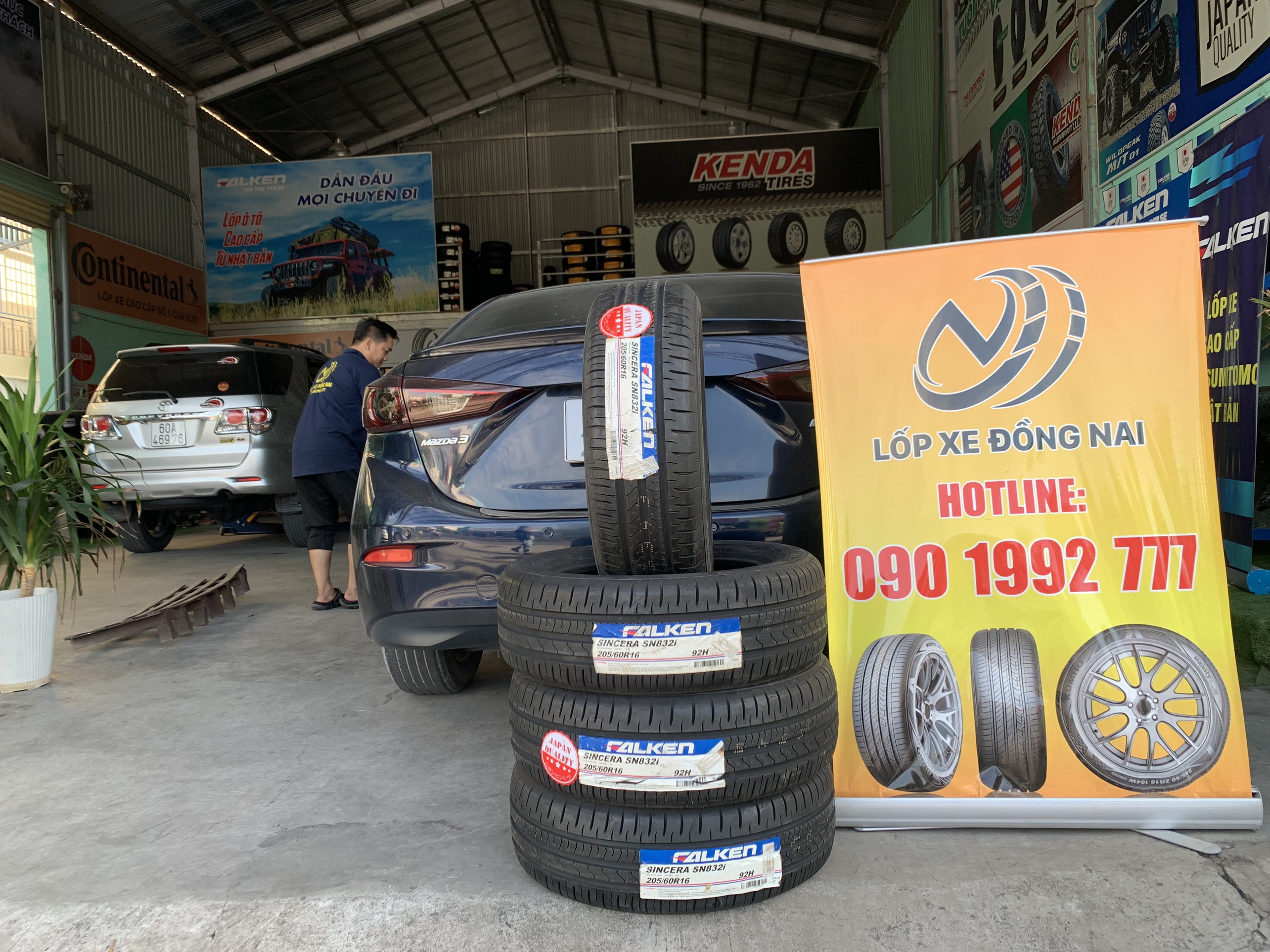 Review : Mazda3 thay lốp 205/60R16 Falken SN832i Nhật Bản