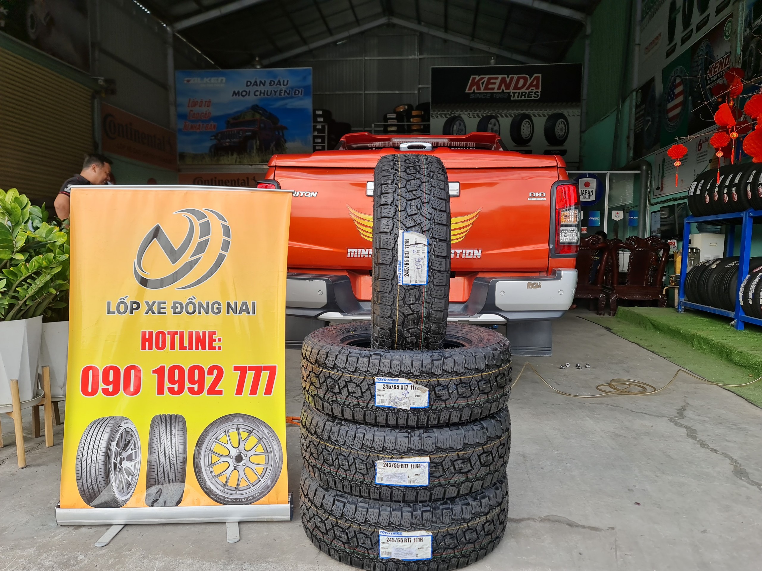 Review : Mitsubishi Triton thay lốp địa hình 245/65R17 Toyo OPA3G Nhật Bản