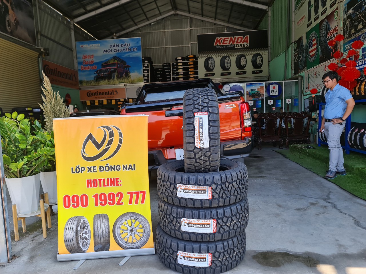 Review : Bán tải Mitsubishi Triton Athlete thay lốp offroad 265/60R18 Kenda KR628