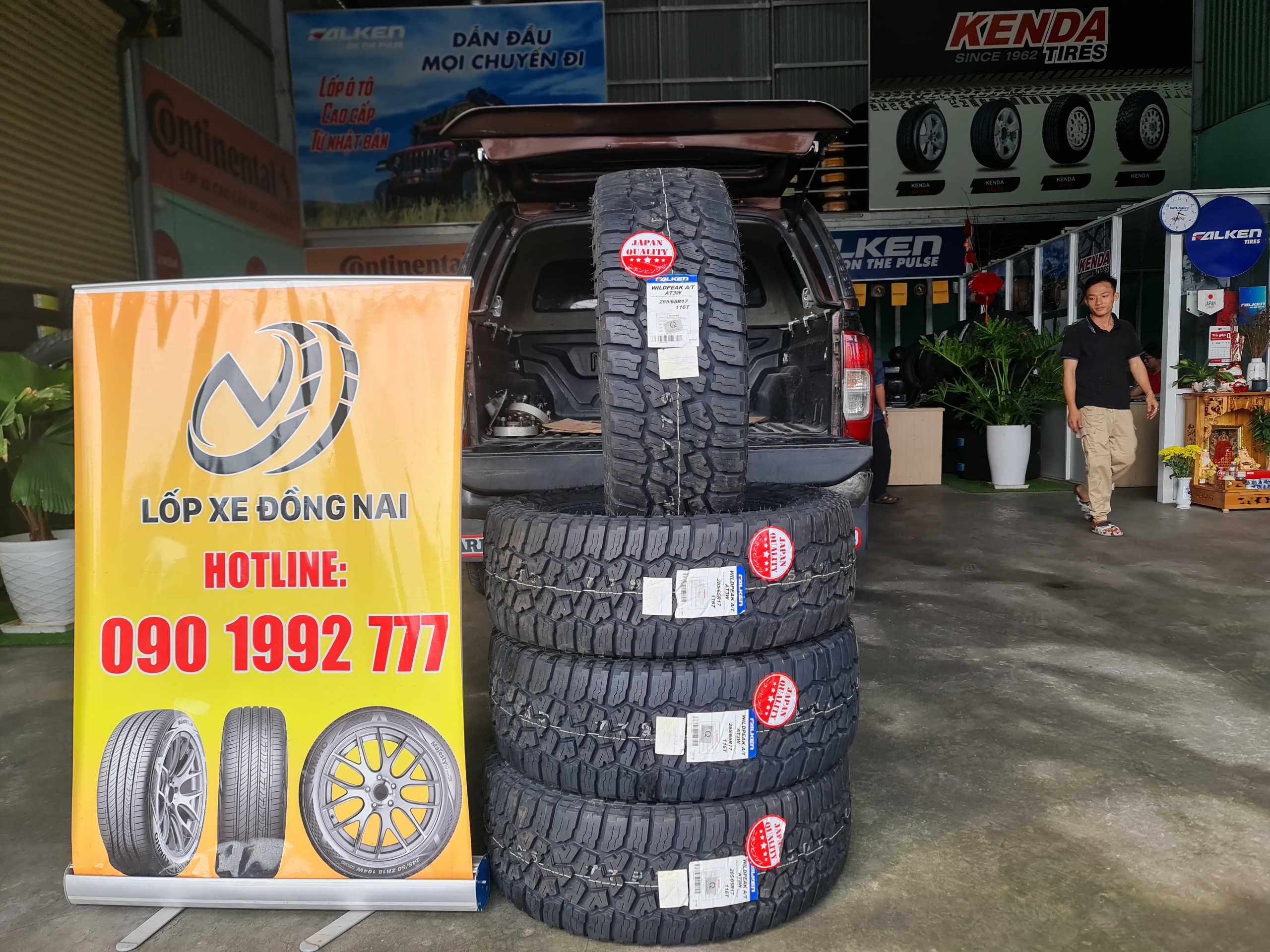 Review : Nissan Navara EL thay lốp địa hình 265/65R17 Falken Wildpeak AT3W