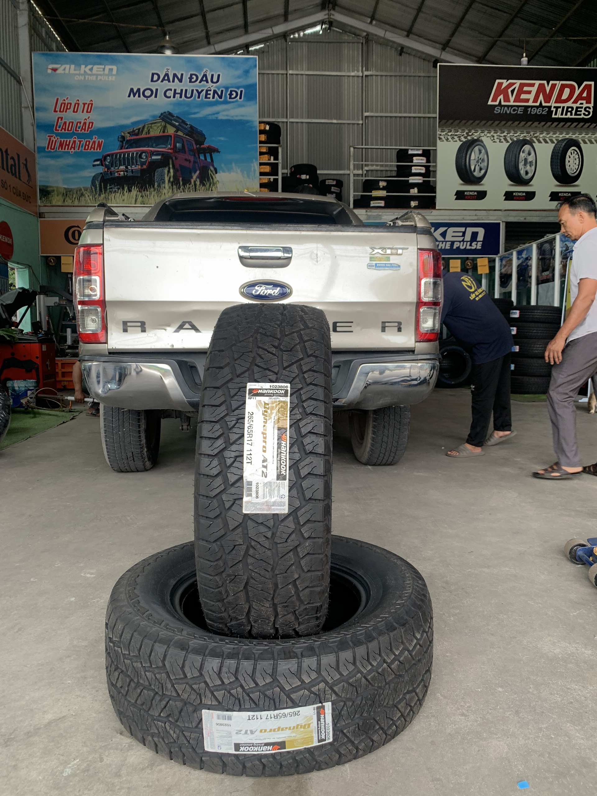 REVIEW : Xe Ford Ranger XLT thay lốp 265/65R17 Hankook Dynapro RF11 Hàn Quốc