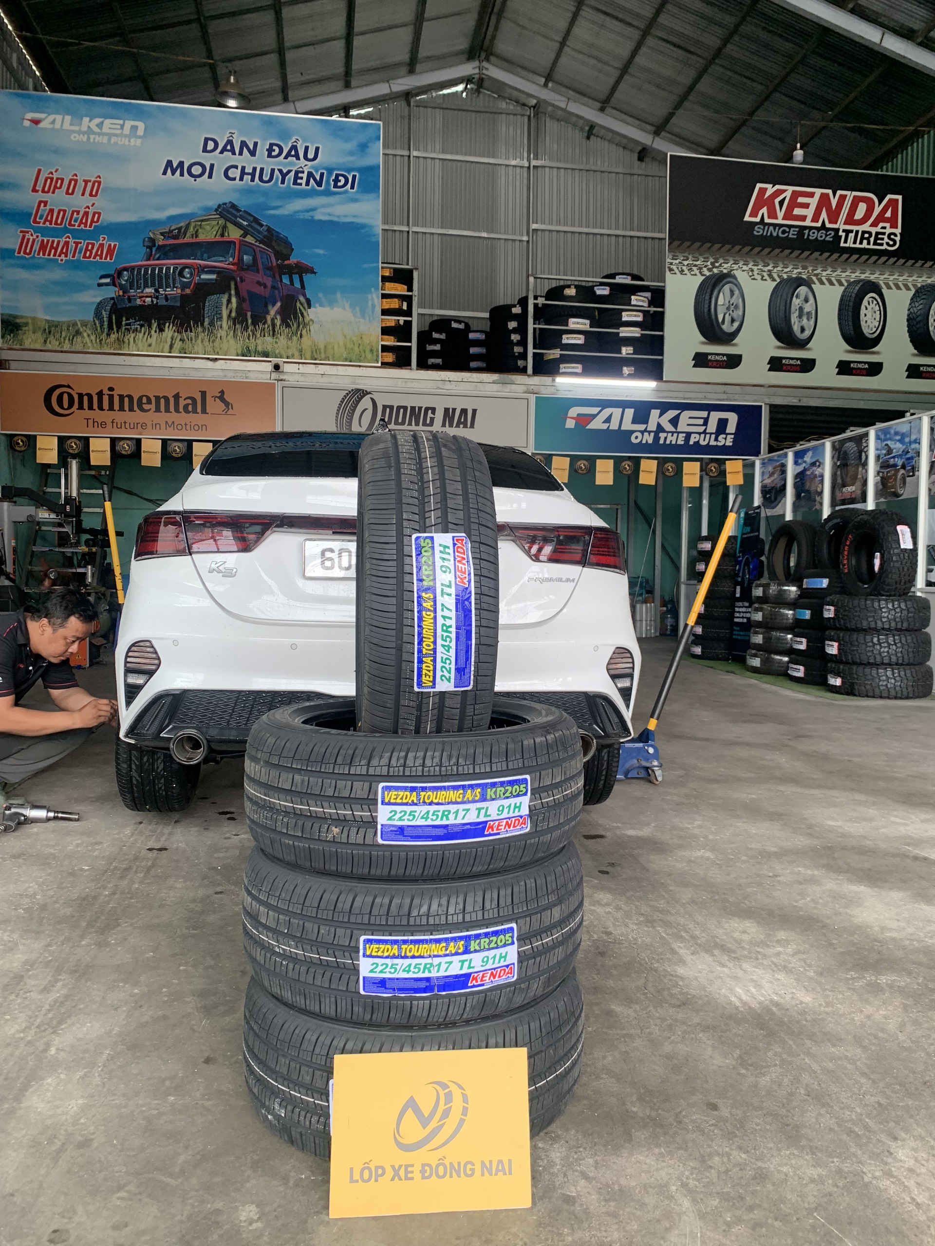 REVIEW : Xe Kia K3 thay lốp 225/45R17 Kenda Touring A/S KR205