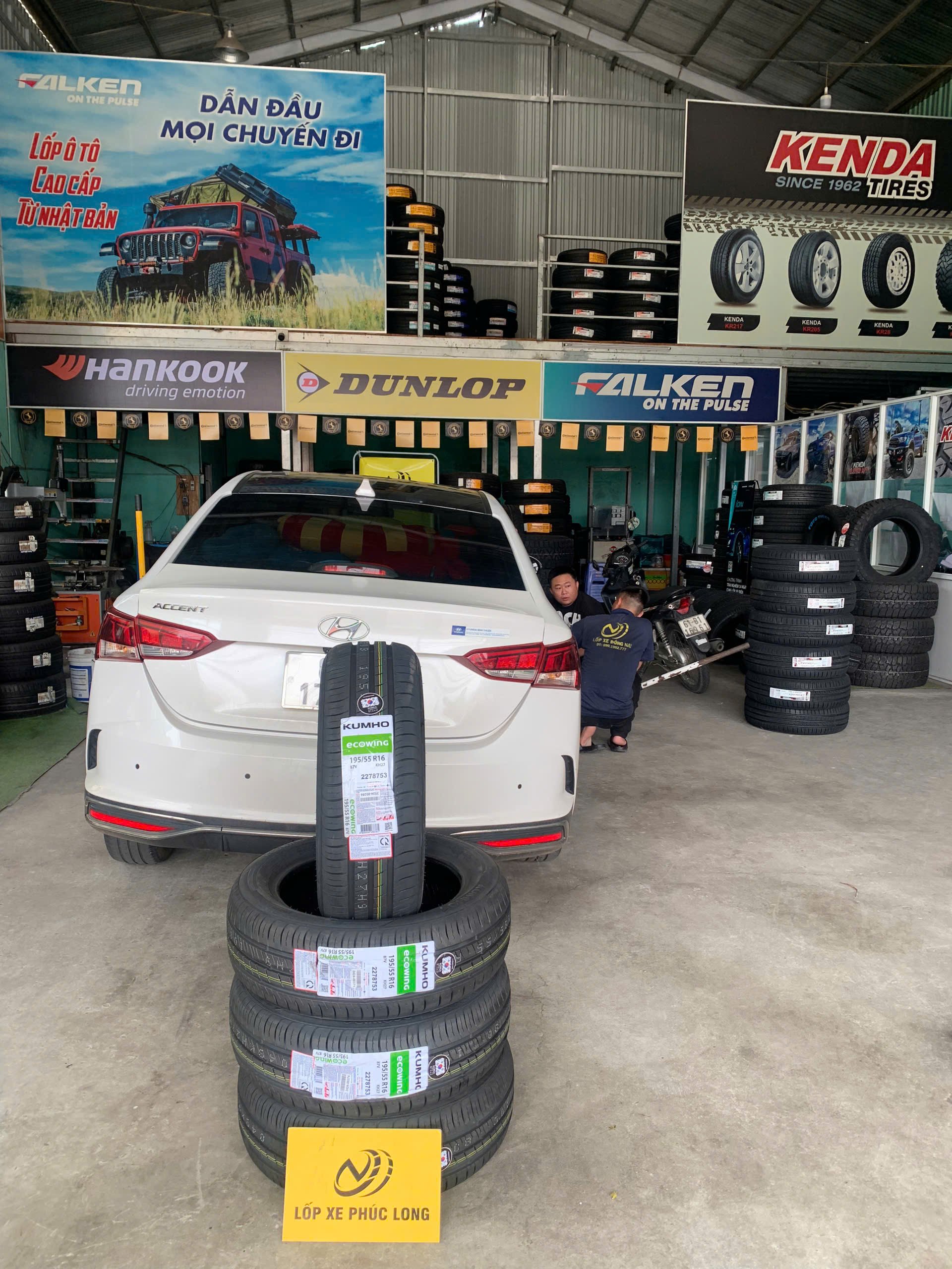 REVIEW : Xe Hyundai Accent thay lốp 195/55R16 Kumho Ecowing KH27