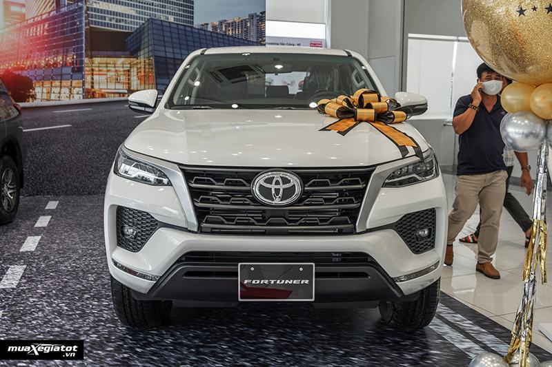 Xe FORTUNER nên thay lốp gì Êm ái - Bền bỉ - Giá rẻ ?